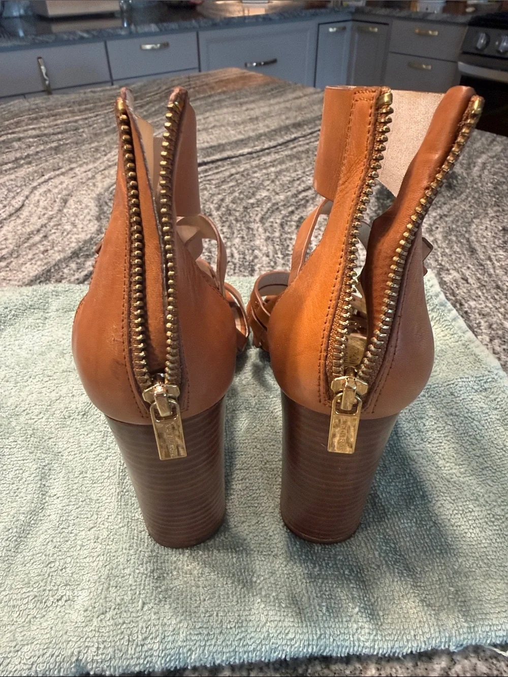 Michael Kors “Winston sandal” Tan Strappy Block Heel Sandals - Picture 6 of 7